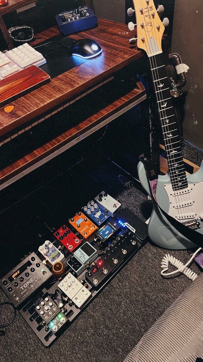 Metal Pedalboard by johnm featuring IK Multimedia TONEX, Electro-Harmonix Mod 11, and Walrus Audio Mako Series D1 V2 and 13 more pieces of gear