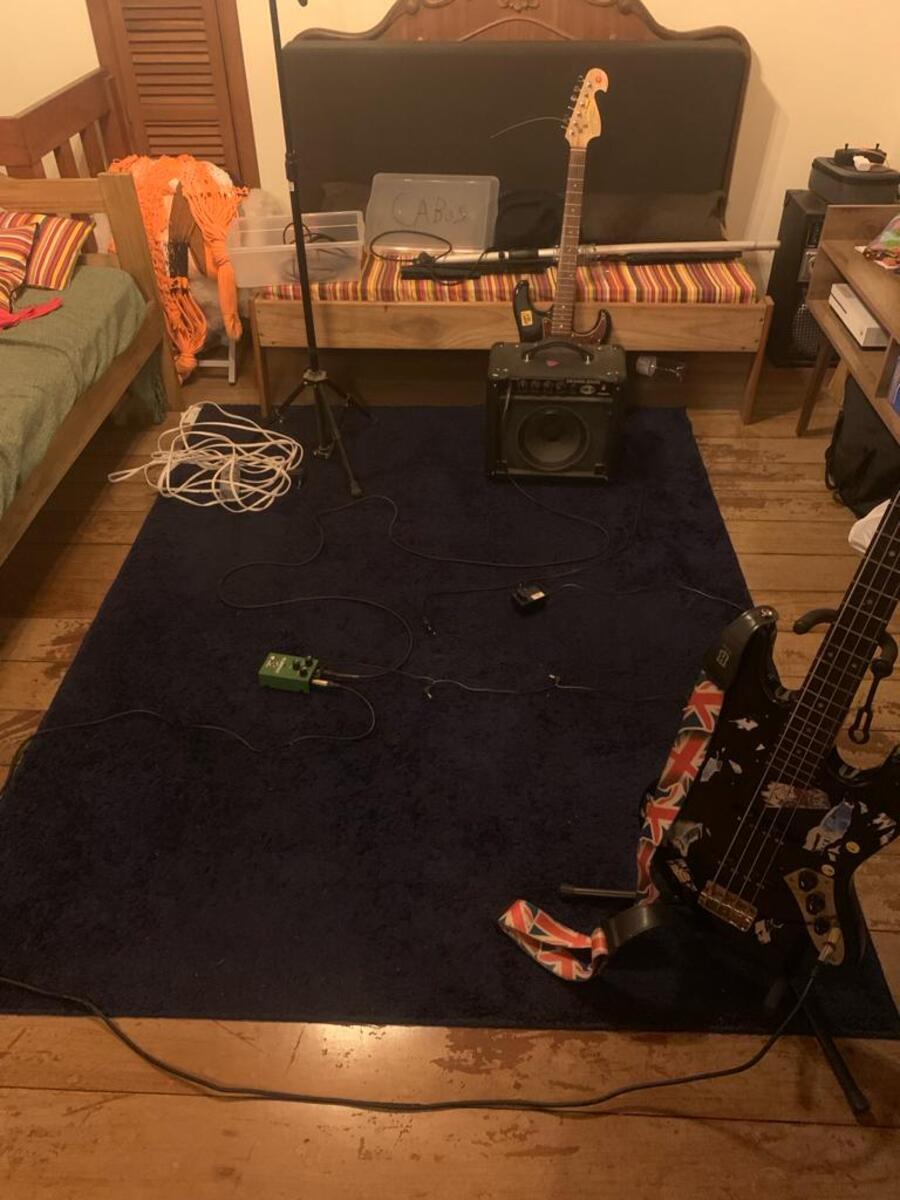 Music Gear Setup by francis_fernandes featuring Blank, Meteoro Demolidor FWB-20, and Fuhrmann Bluesman Tube Drive and 1 more piece of gear
