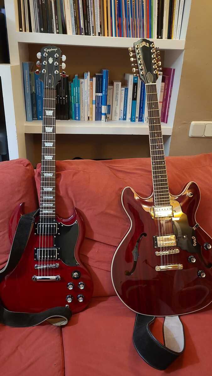 Epiphone Music Gear Setup by aravin_dhillon featuring Guild Starfire I 12-ST 12-string Semi-hollow Electric Guitar and Epiphone SG G-400