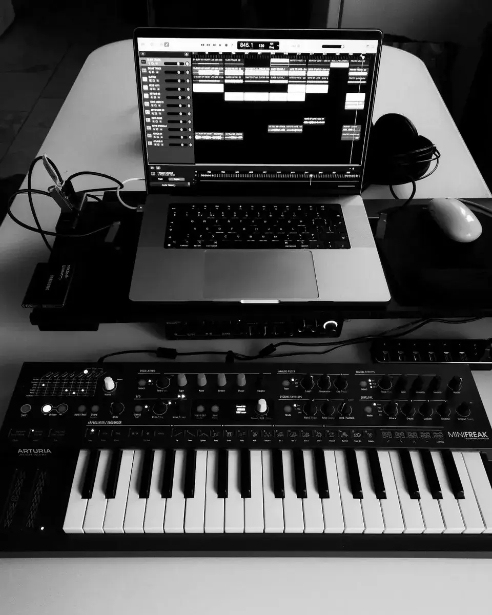 Electronic Studio Setup by dave_weiss featuring Arturia MiniFreak, Steinberg UR44C Interface, and Apple 13‑inch MacBook Pro M1 (General)