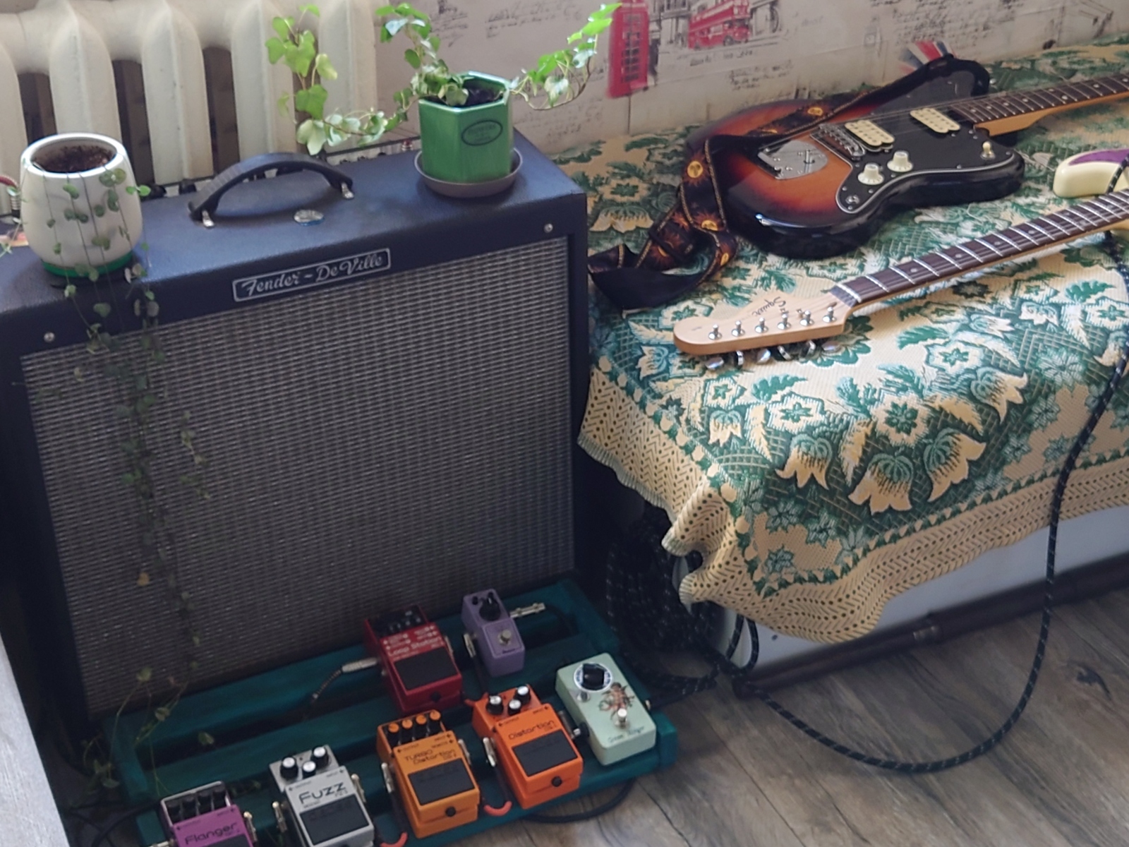 Boss Pedalboard by yauheni_psychosalis featuring fender jazzmaster HH player series, Fender Hot Rod DeVille 212 60W 2x12 Tube Guitar Combo Amp, and Squier Affinity Series Stratocaster and 6 more pieces of gear