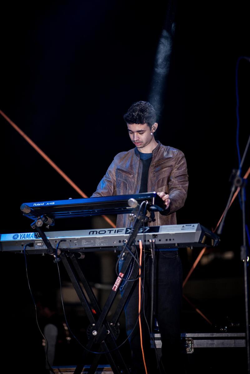 Yamaha Live Rig by joao_paulo_melo_silva featuring Yamaha MOTIF XS7, Roland A-49, and IBOX BX2 and 2 more pieces of gear