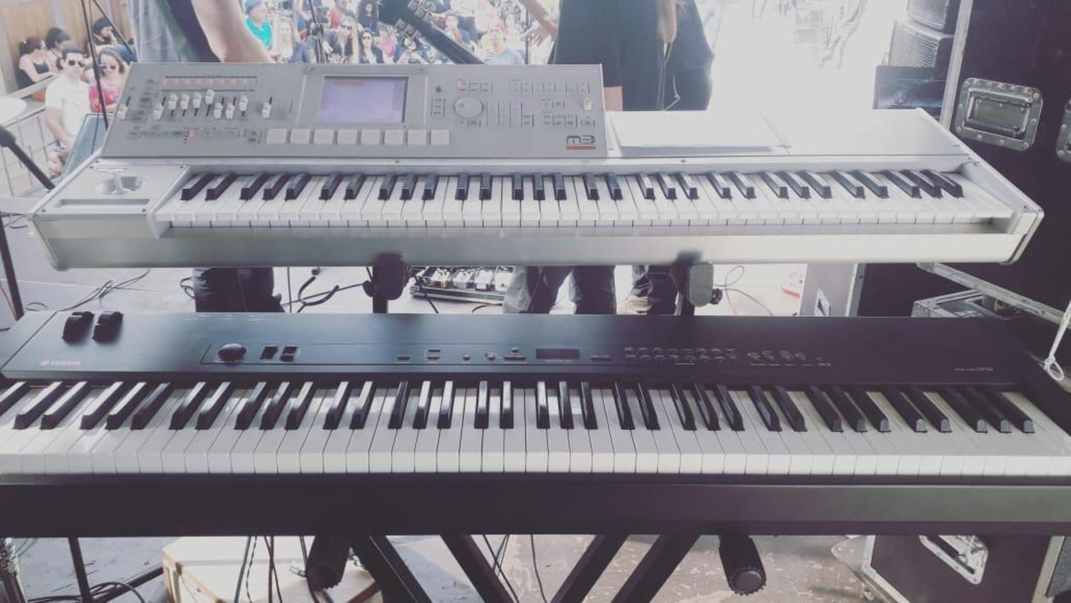 Live Rig by joao_paulo_melo_silva featuring Yamaha CP33, KORG M3 73-Key Music Workstation, and IBOX BX2