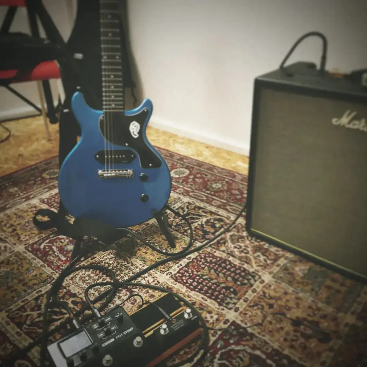 Metal Pedalboard by maibanez featuring Line 6 HX Stomp Guitar Multi-Effects Floor Processor