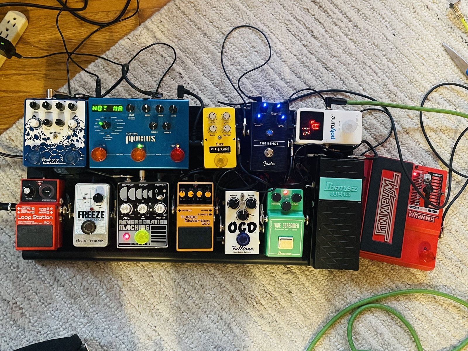 Pedalboard by mobase3 featuring Strymon Mobius Modulator, Empress Fuzz, and Electro-Harmonix Freeze Sound Retainer and 9 more pieces of gear