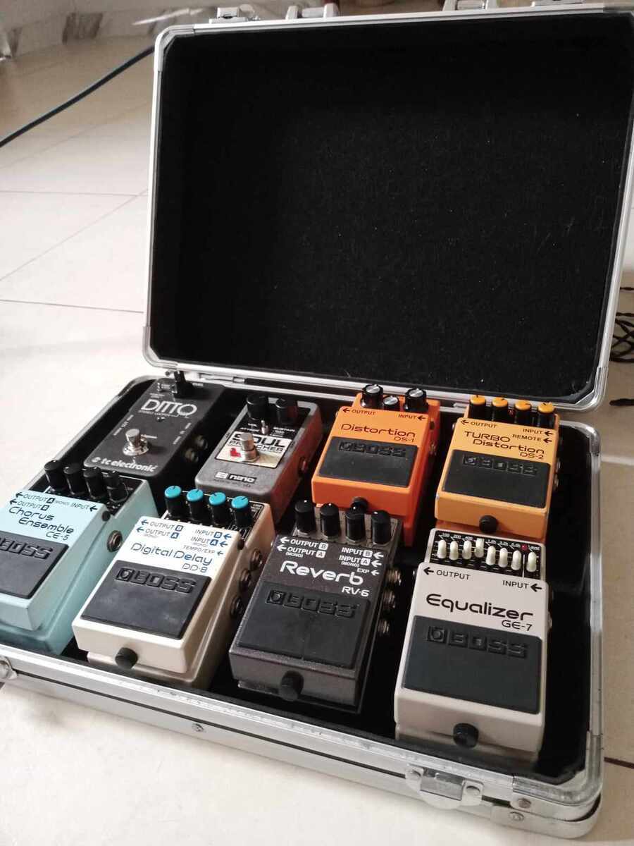 Boss Pedalboard by dogpool featuring TC Electronic Ditto Stereo Looper, Electro-Harmonix Nano Soul Preacher, and Boss DS-1 Distortion and 5 more pieces of gear