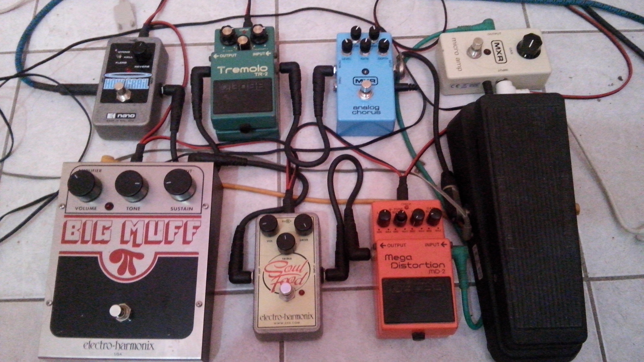 Electro-Harmonix Music Gear Setup by gearlex featuring MXR M133 Micro Amp, Electro-Harmonix Big Muff Pi, and Electro-Harmonix Holy Grail Nano and 4 more pieces of gear