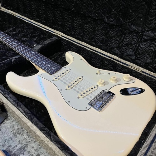 Photo of Fender Albert Hammond Jr. Signature Stratocaster in a guitar