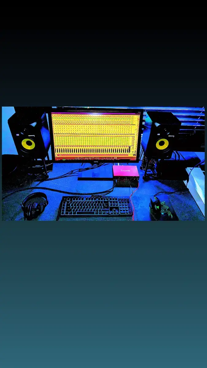 Hip Hop Drum Kit by 808doctorkizzkizz featuring KRK ROKIT 5 G3 Studio Monitor, Focusrite Scarlett 8i6 (3rd gen), and Audio-Technica ATH-PRO5 DJ Headphone