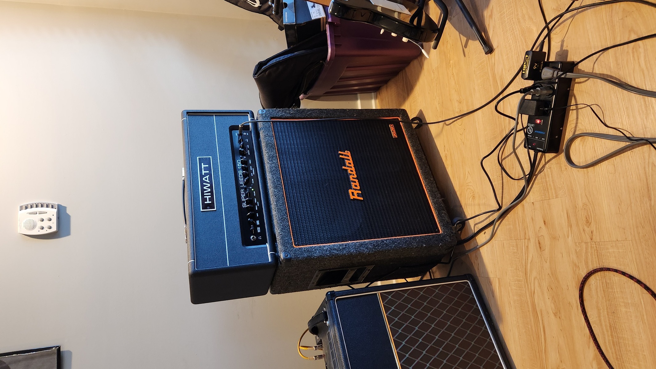 Hiwatt Amp Rig by mike_ramone featuring Hiwatt Super Leeds 150R Head and Randall R212