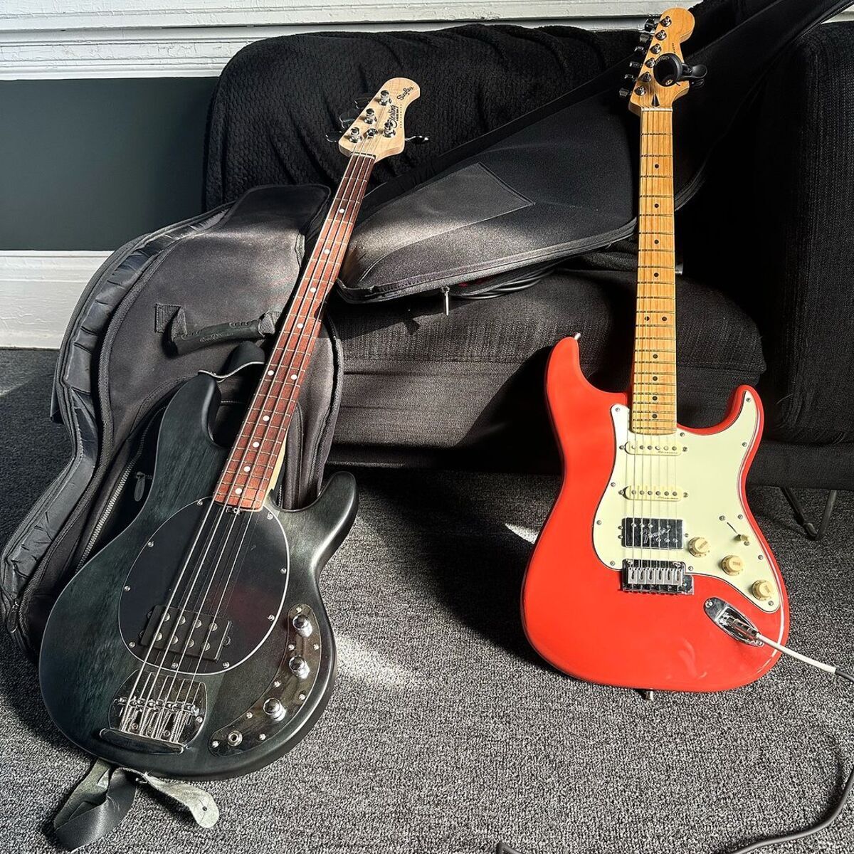 Country Studio Setup by naive_nature featuring Fender Player Plus Stratocaster HSS, Sterling by Music Man Stingray Ray4 (duplicate 2), and Snark ST-8 Super Tight Clip-on Chromatic Tuner