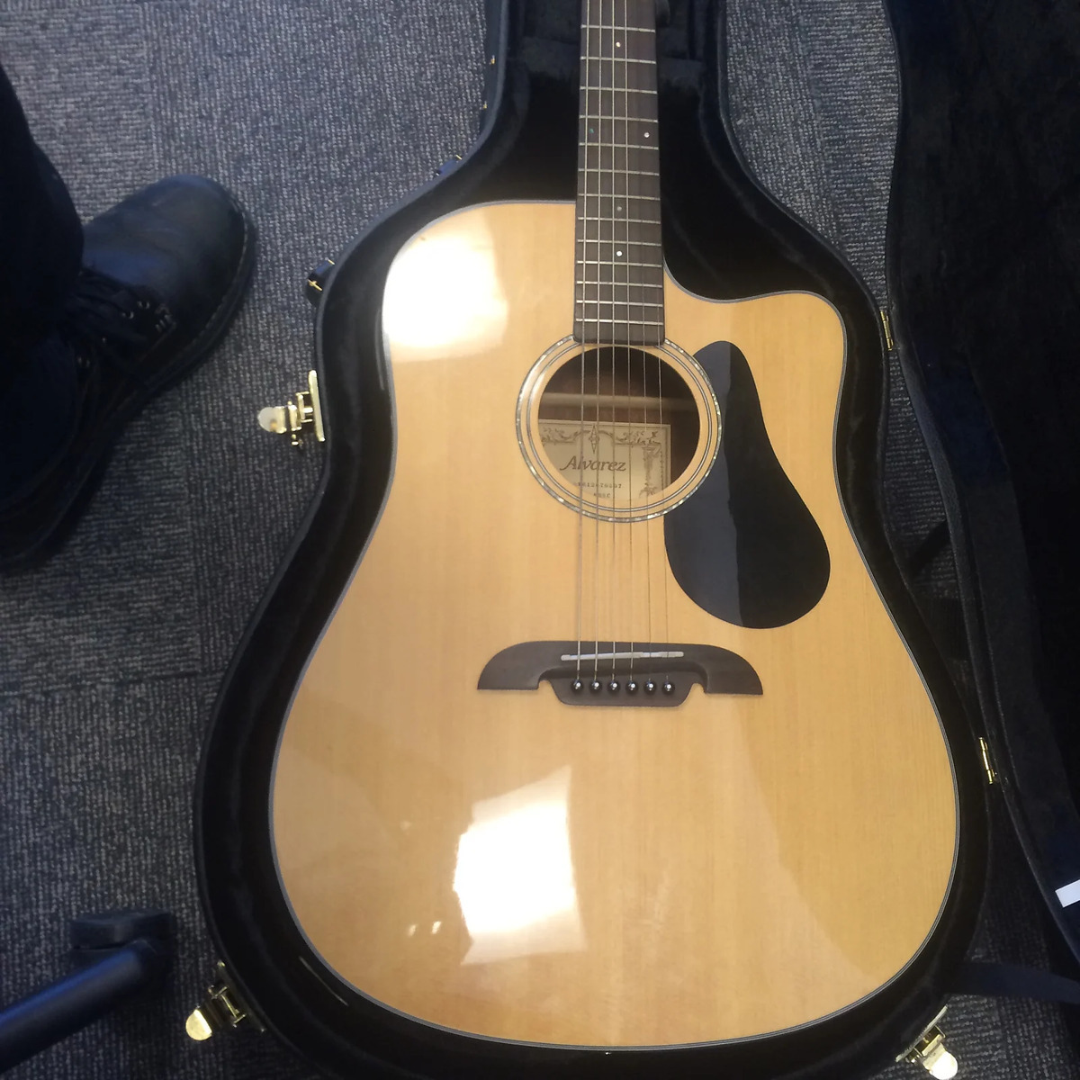 Music Gear Setup by black_sith81 featuring Alvarez RD8C