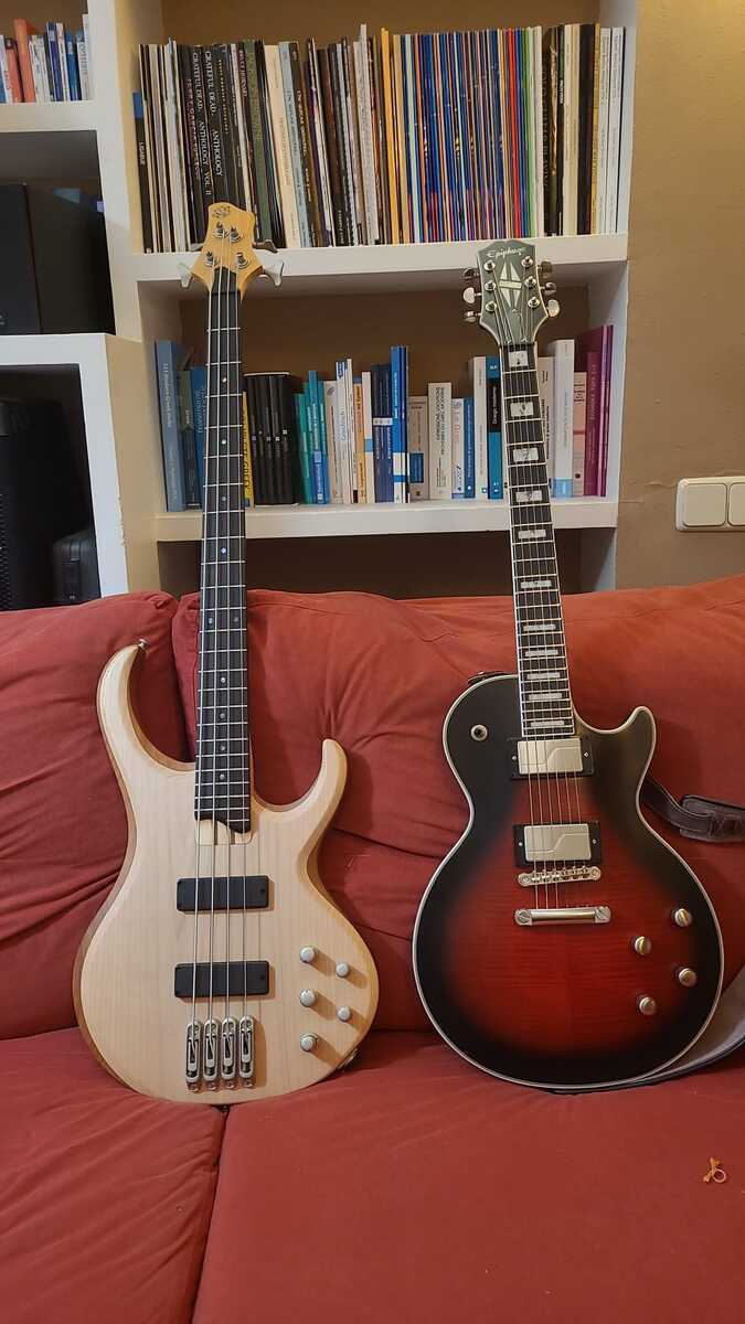 Metal Bass Rig by aravin_dhillon featuring Epiphone Les Paul Prophecy Electric Guitar and Ibanez BTB Series Bass Guitar