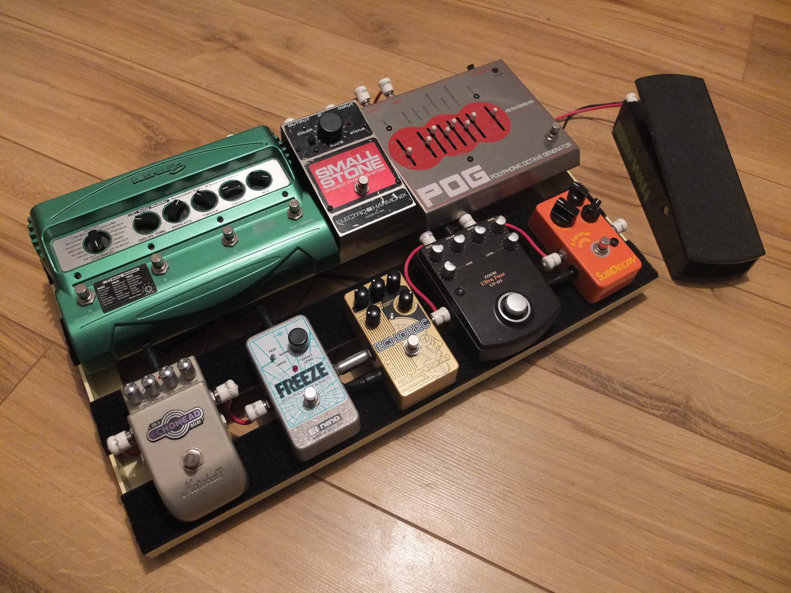 Electro-Harmonix Music Gear Setup by matt0201 featuring Line 6 DL4 Delay Modeler, Electro-Harmonix POG Polyphonic Octave Generator, and Electro-Harmonix Freeze Sound Retainer and 2 more pieces of gear