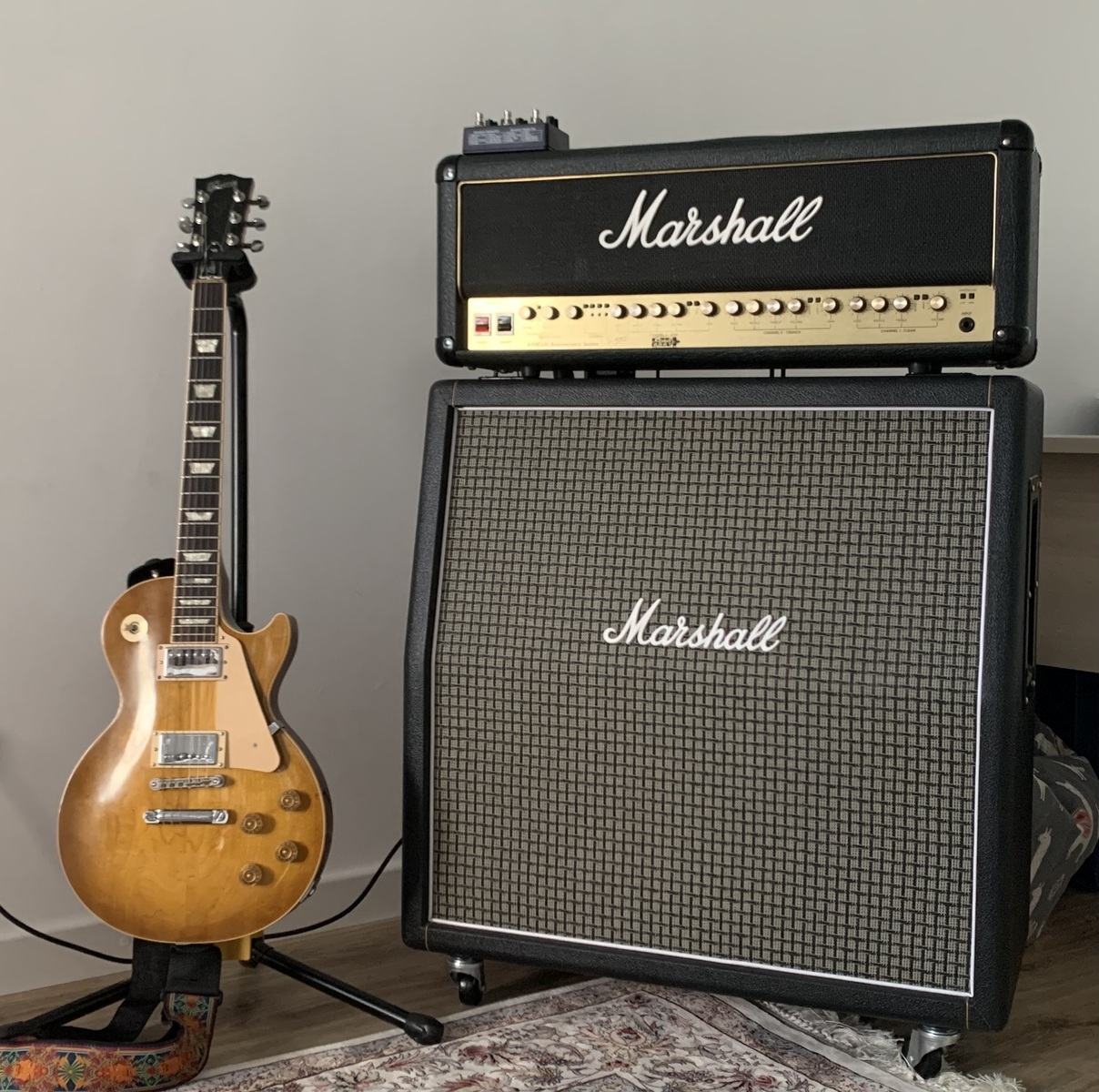 Metal Amp Rig by kostan2000 featuring Gibson Les Paul Standard, Marshall 1960A 4x12'' Cabinet, and Marshall 6100 30th Anniversary Series 3-Channel 100-Watt Guitar Amp Head
