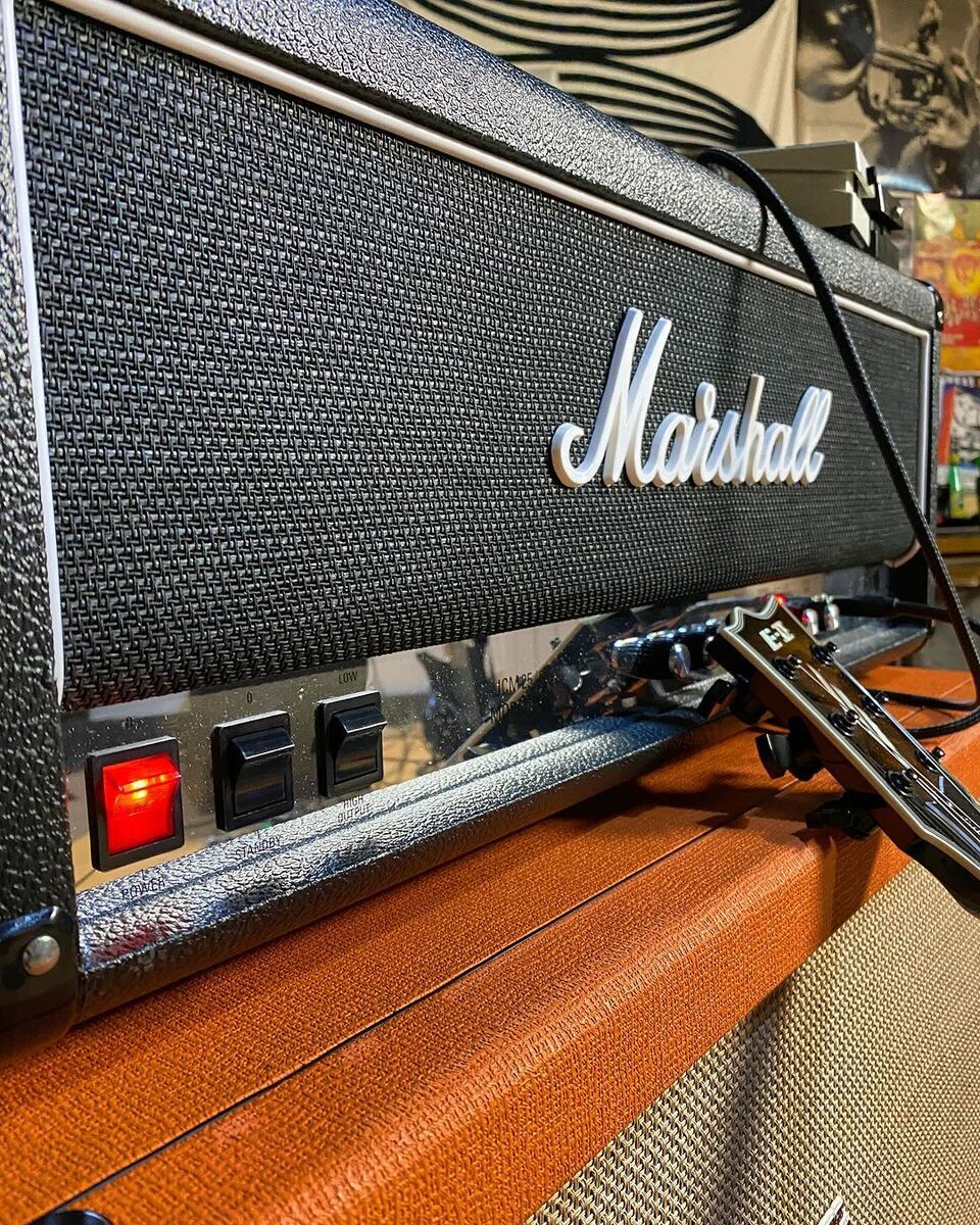 Metal Amp Rig by axel_tnl featuring Marshall 2555X Silver Jubilee Reissue