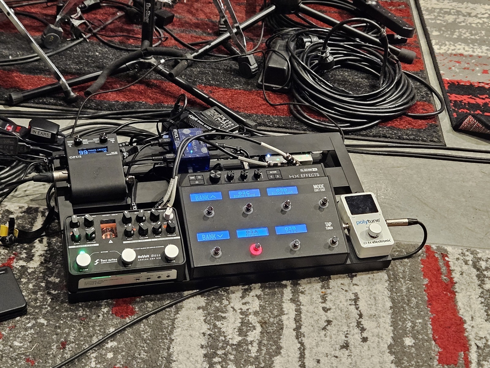 Metal Pedalboard by shifter_bass featuring Line 6 HX Effects Guitar Multi-effects Floor Processor, Two Notes ReVolt Bass, and Two Notes Opus Amp Simulator and DynIR Engine Pedal and 2 more pieces of gear
