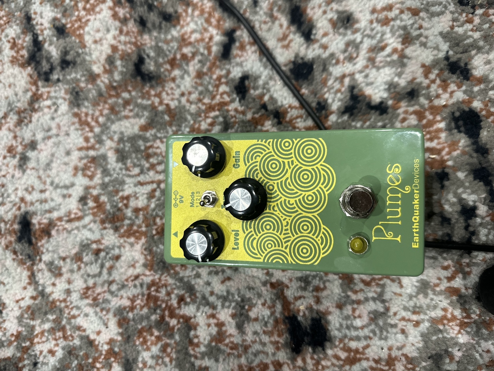 Pedalboard by jackwilliam featuring EarthQuaker Devices Plumes
