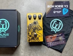 Photo of Equipboard testing Walrus Audio Iron Horse V2