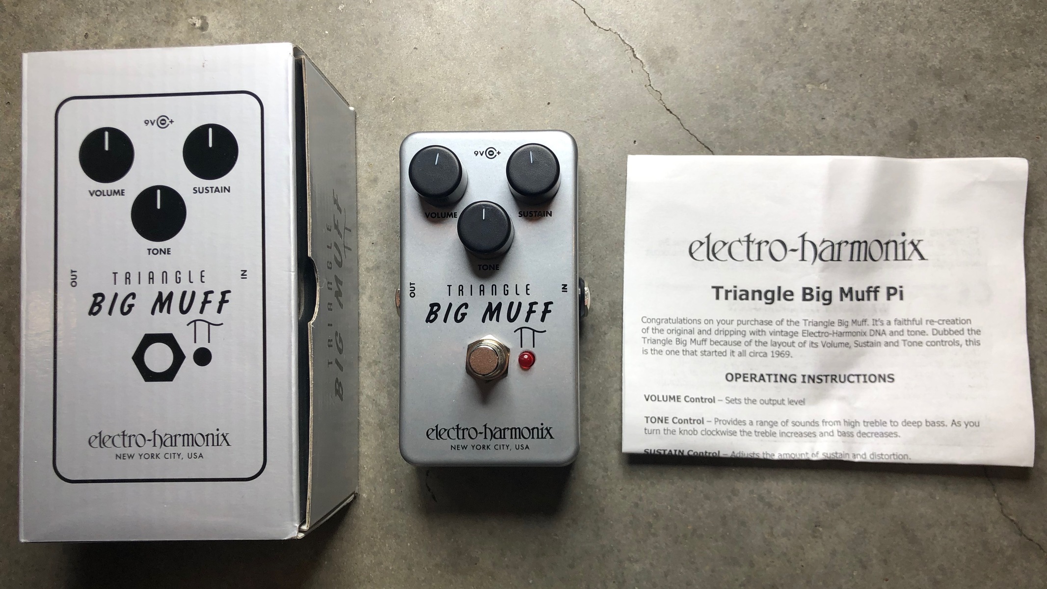 Pedalboard by equipboard featuring Electro-Harmonix Triangle Big Muff Pi Reissue