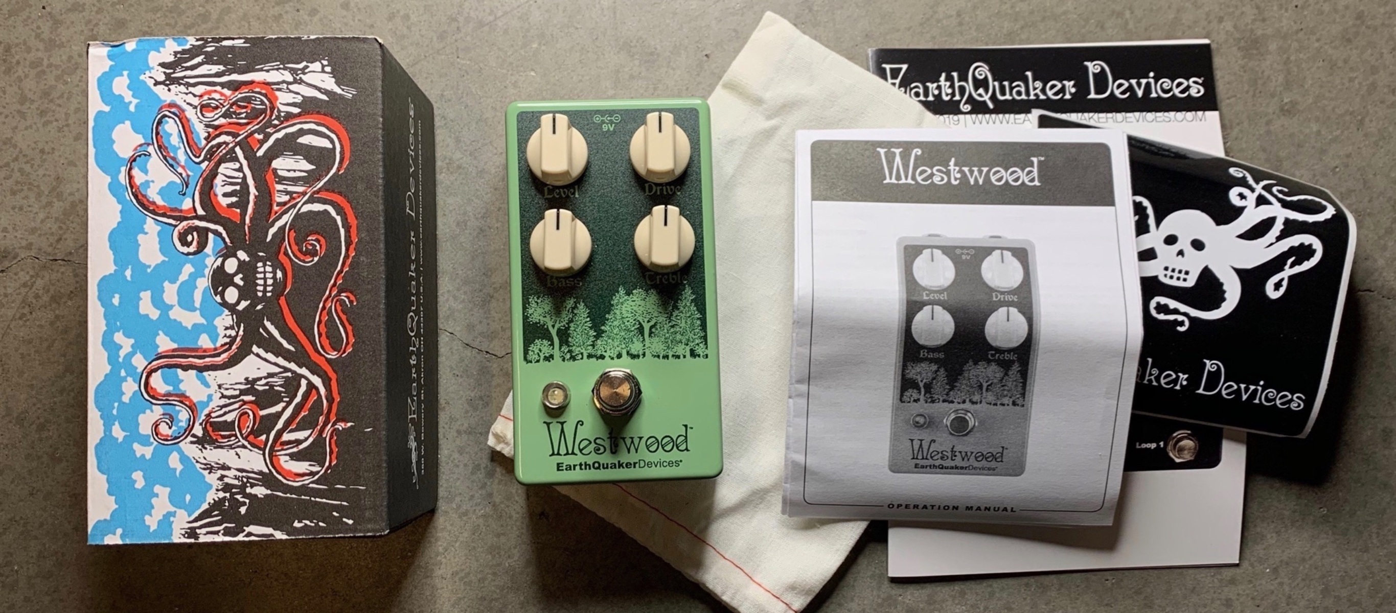 Pedalboard by equipboard featuring EarthQuaker Devices Westwood