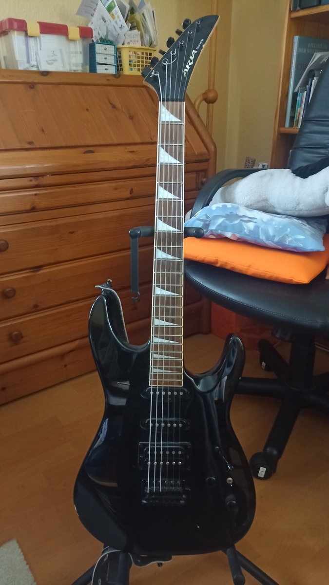 Music Gear Setup by khemu featuring Aria Excel Series XL-STD