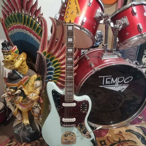 Photo of Dixon Drumkit and more gear in a guitar, drums, and bass