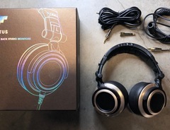 Photo of Equipboard testing Status SM-CB1 Headphones
