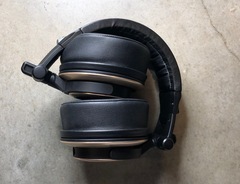 Photo of Equipboard testing Status SM-CB1 Headphones