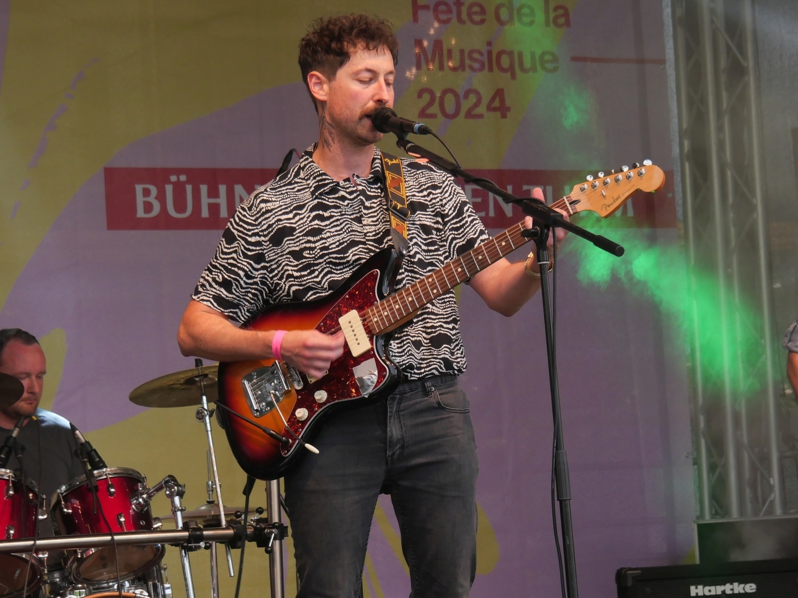 Music Gear Setup by daniel_mueller featuring Fender Blacktop Jazzmaster, Fender Jazzmaster Blacktop HS, and Fender Blacktop Jazzmaster HS