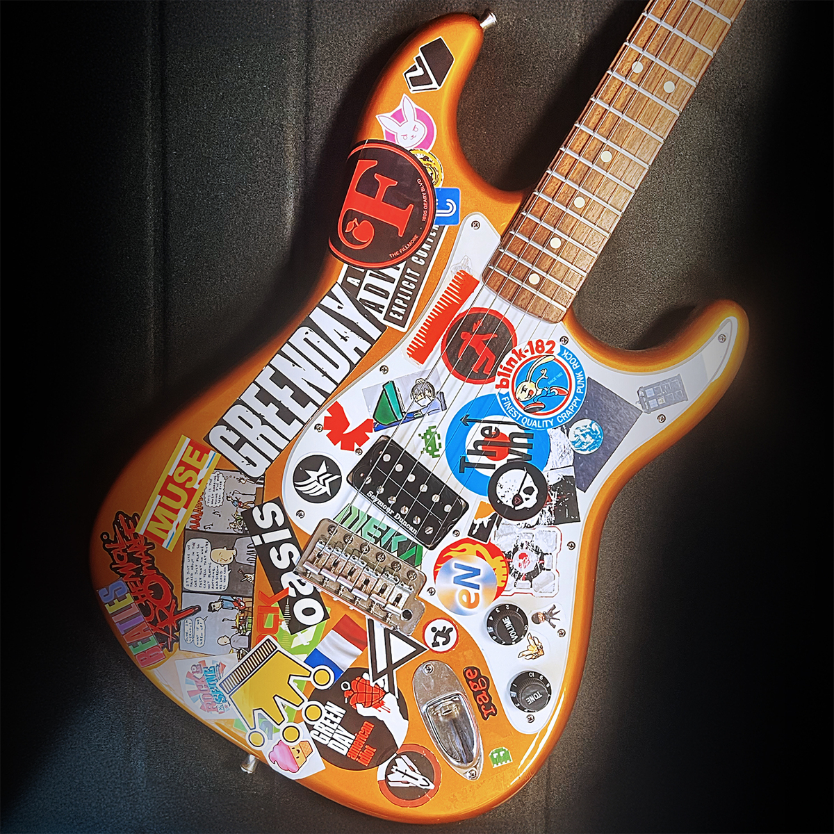 Music Gear Setup by pmk featuring Fender Stratocaster Deluxe Powerhouse
