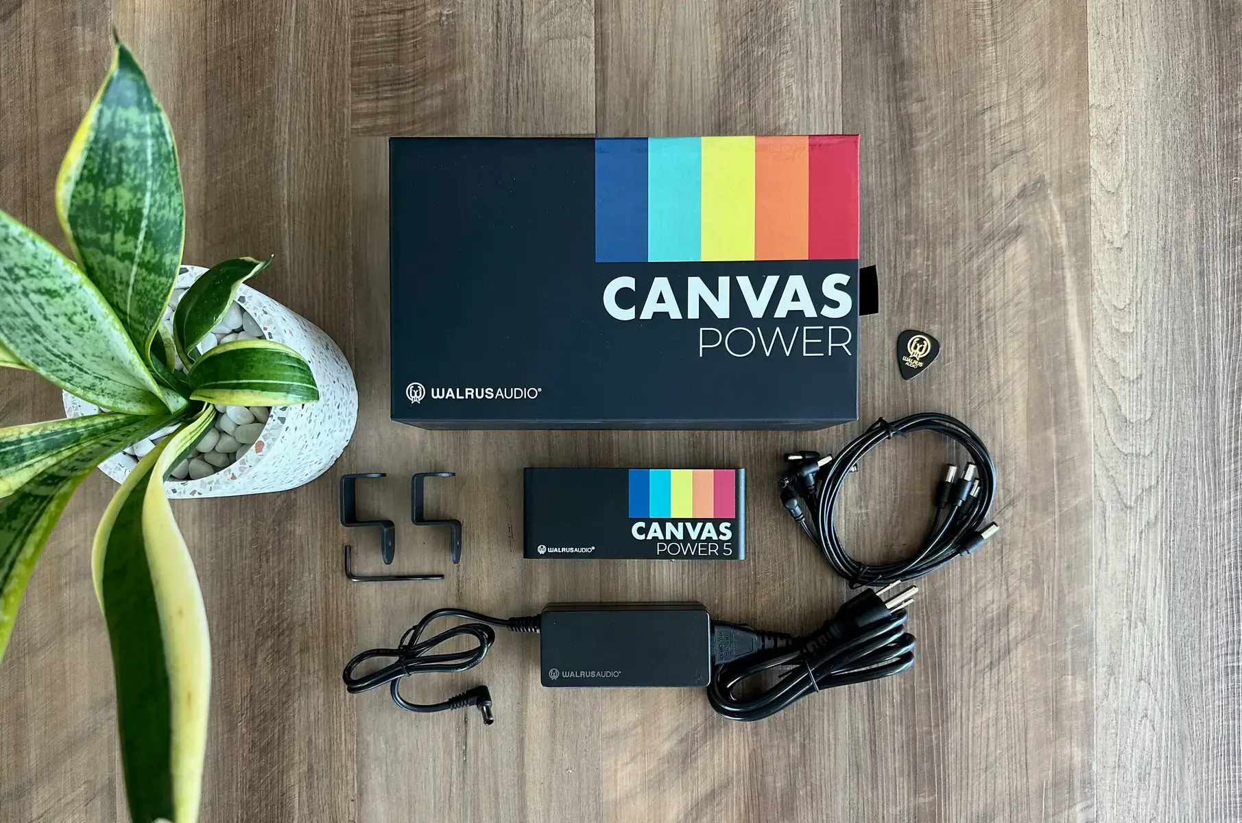 Pedalboard by equipboard featuring Walrus Audio Canvas 5 Pedal Power Supply