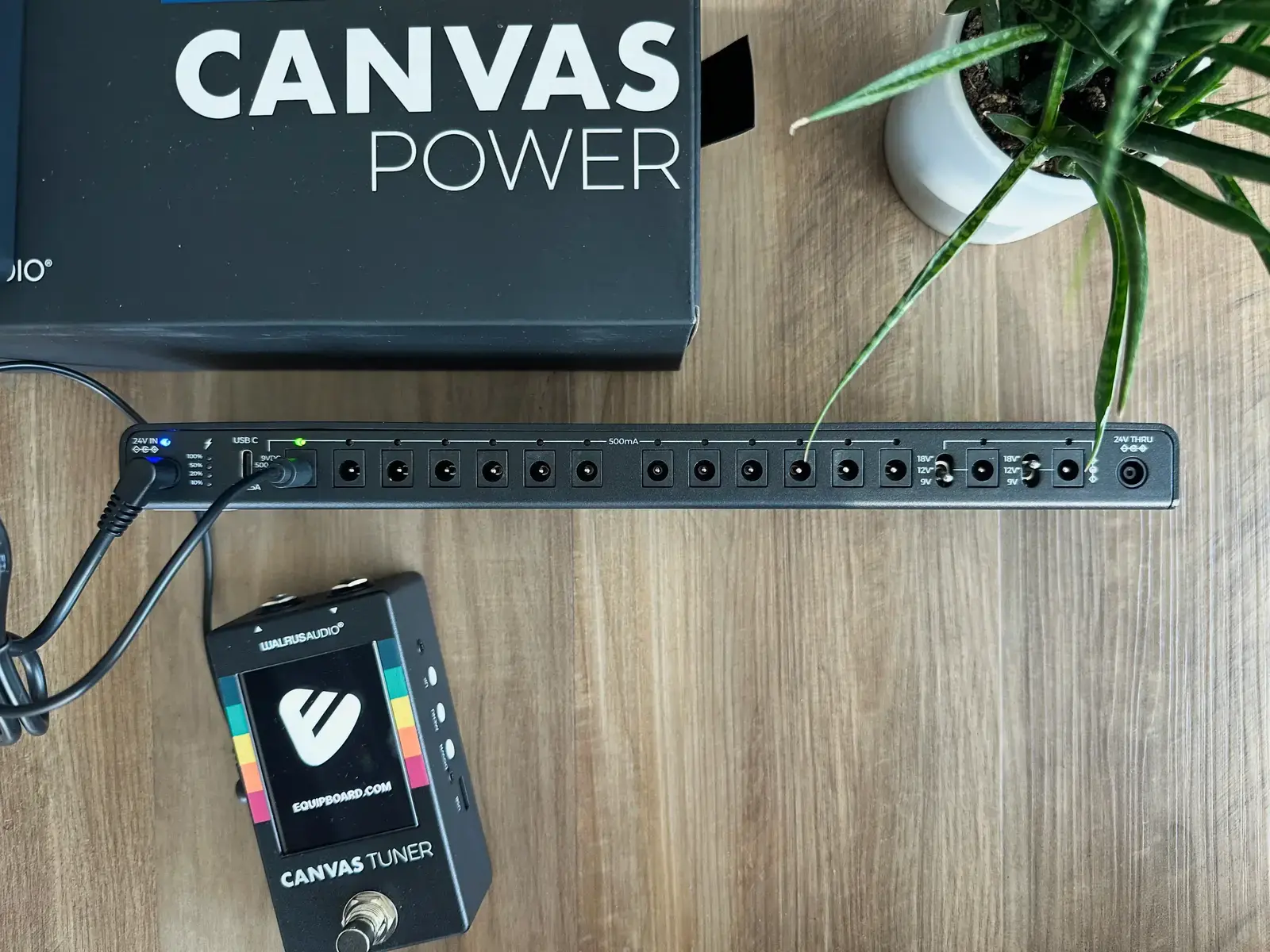 Pedalboard by equipboard featuring Walrus Audio Canvas 15 Pedal Power Supply