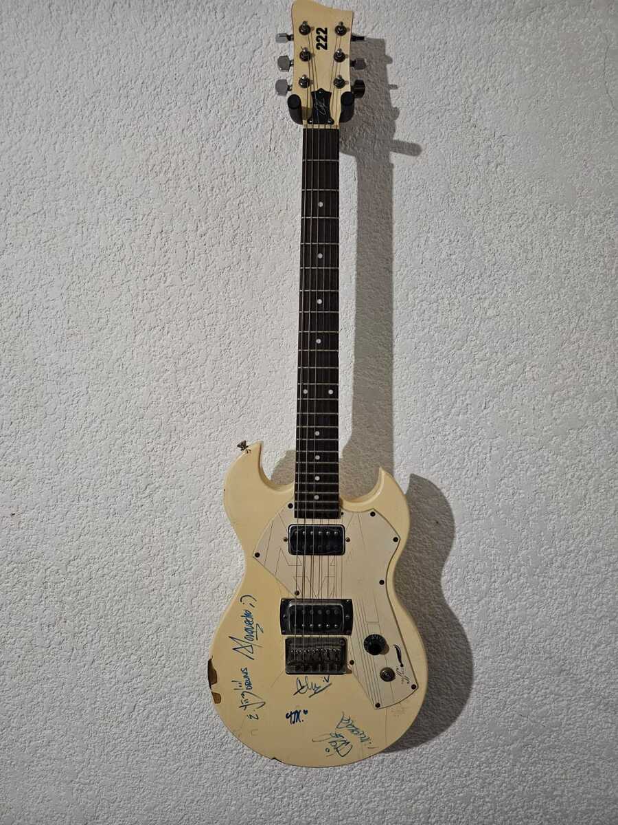crater's music gear photo