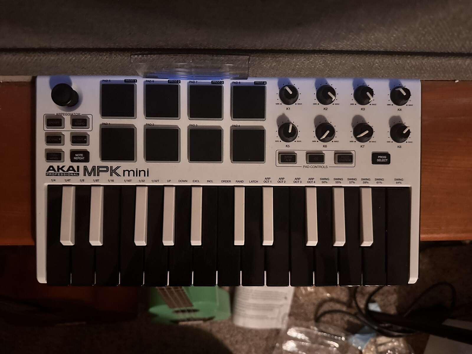 Synth Setup by dgre featuring Akai MPK Mini Mk3 Limited Edition White