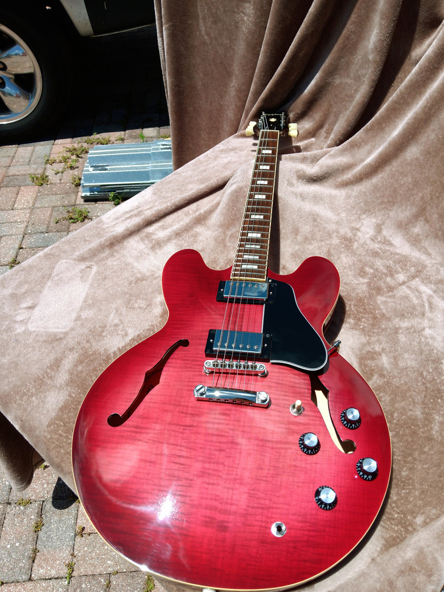 Music Gear Setup by jeremy_crockett featuring Epiphone ES-335 Figured Limited-Edition Semi-Hollow Electric Guitar