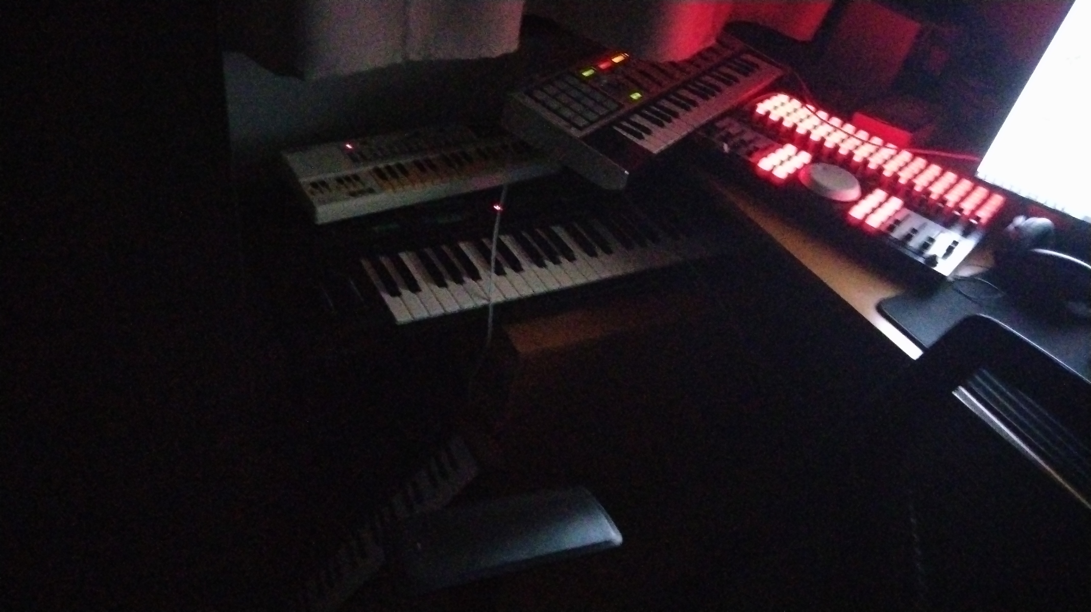 Live Rig by meb featuring Yamaha DX7, Casio PT-80, and Korg microKONTROL and 4 more pieces of gear