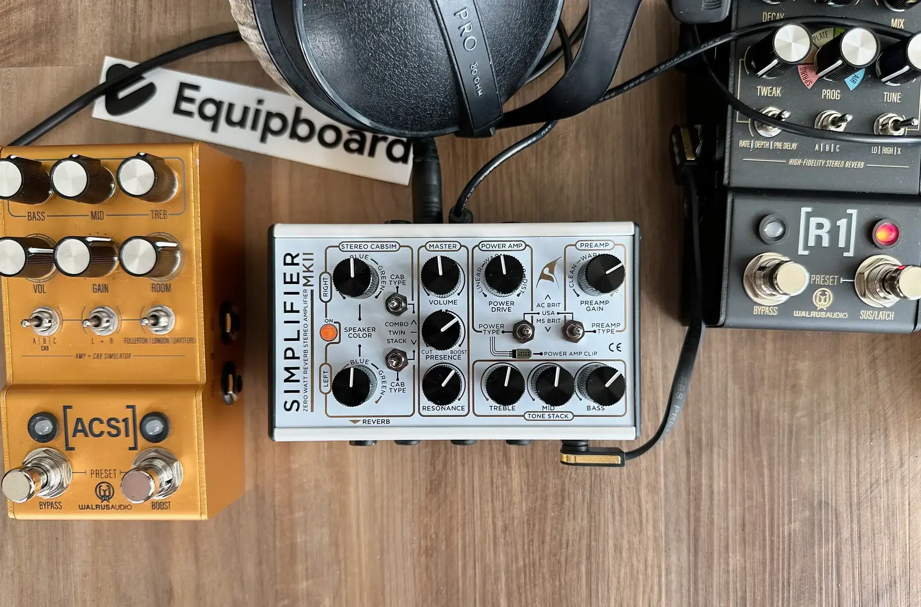Pedalboard by equipboard featuring DSM & Humboldt Electronics Simplifier mk2