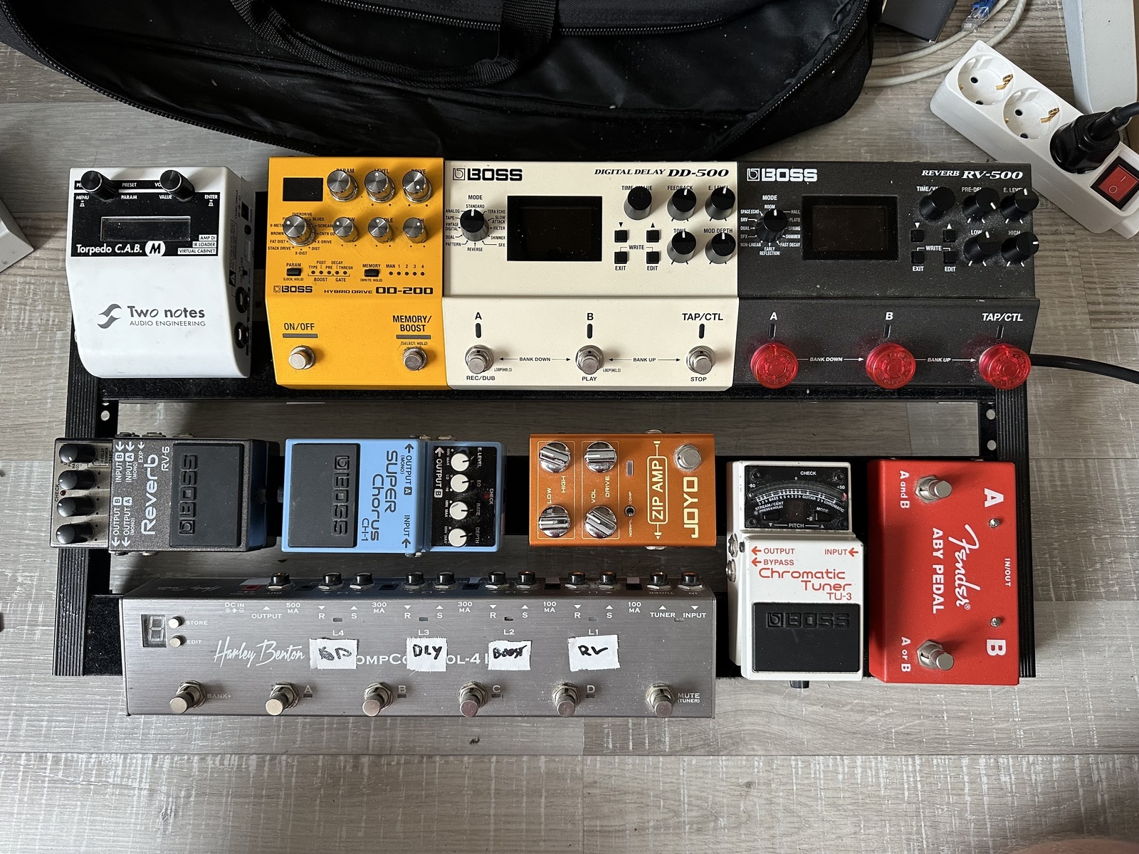 Boss Pedalboard by nathan_stigter featuring Boss DD-500 Digital Delay, Boss RV-500 Reverb, and Boss OD-200 Hybrid Drive and 8 more pieces of gear