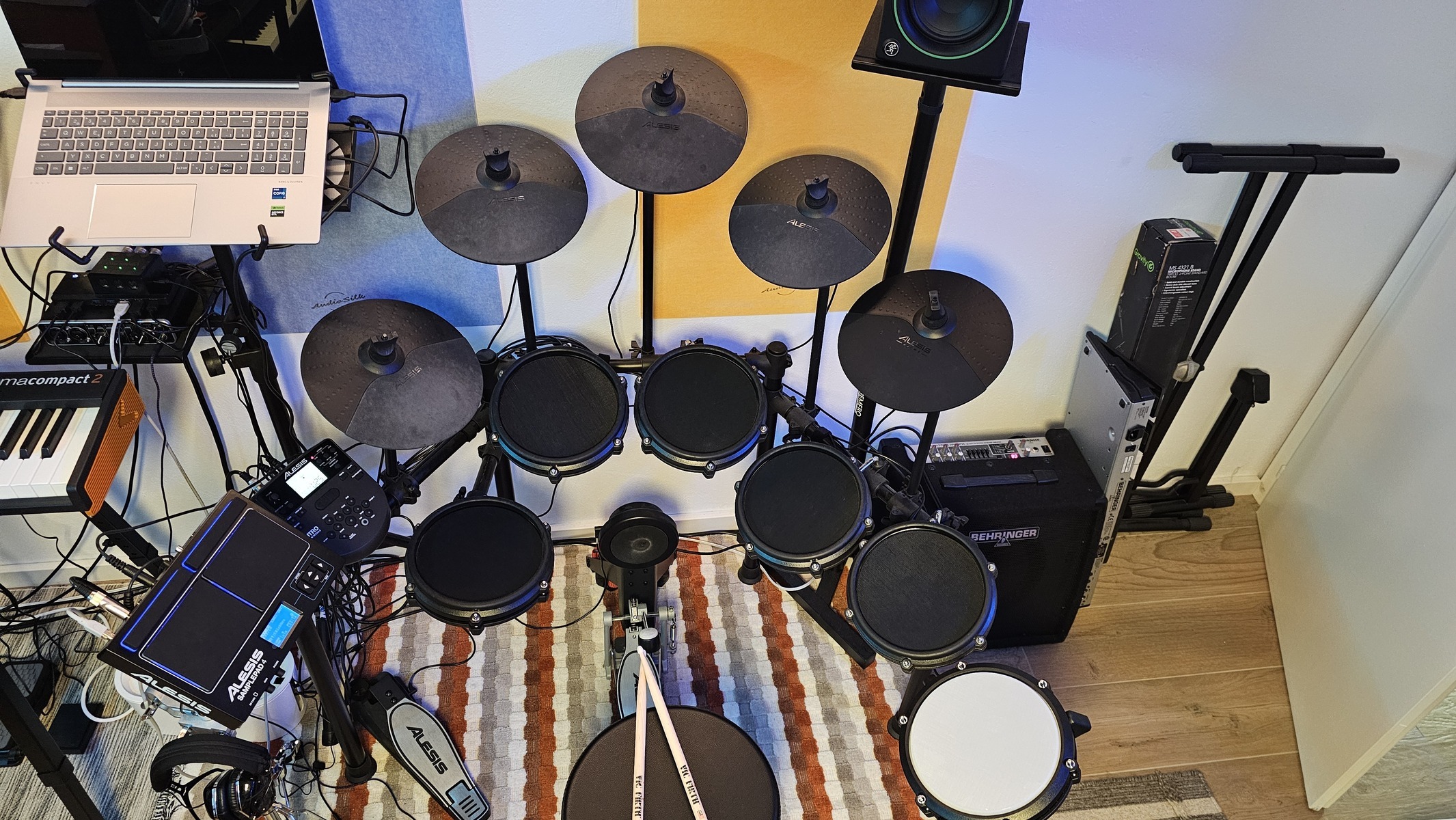 Drum Kit by luis_dj featuring Alesis Nitro Mesh 8-Piece Electronic Drum Set, Alesis Sample Pad 4 Percussion and Sample-Triggering Instrument, and Alesis Nitro Max Mesh Electronic Drum Set