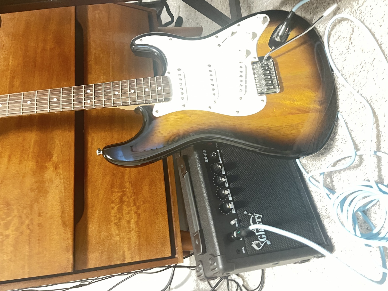 Squier Amp Rig by liam_wells featuring Squier Statocater affinity and Glarry GA-20