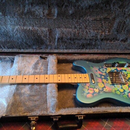 Fender MIJ Limited Edition FSR Classic 69s Telecaster Blue Flower