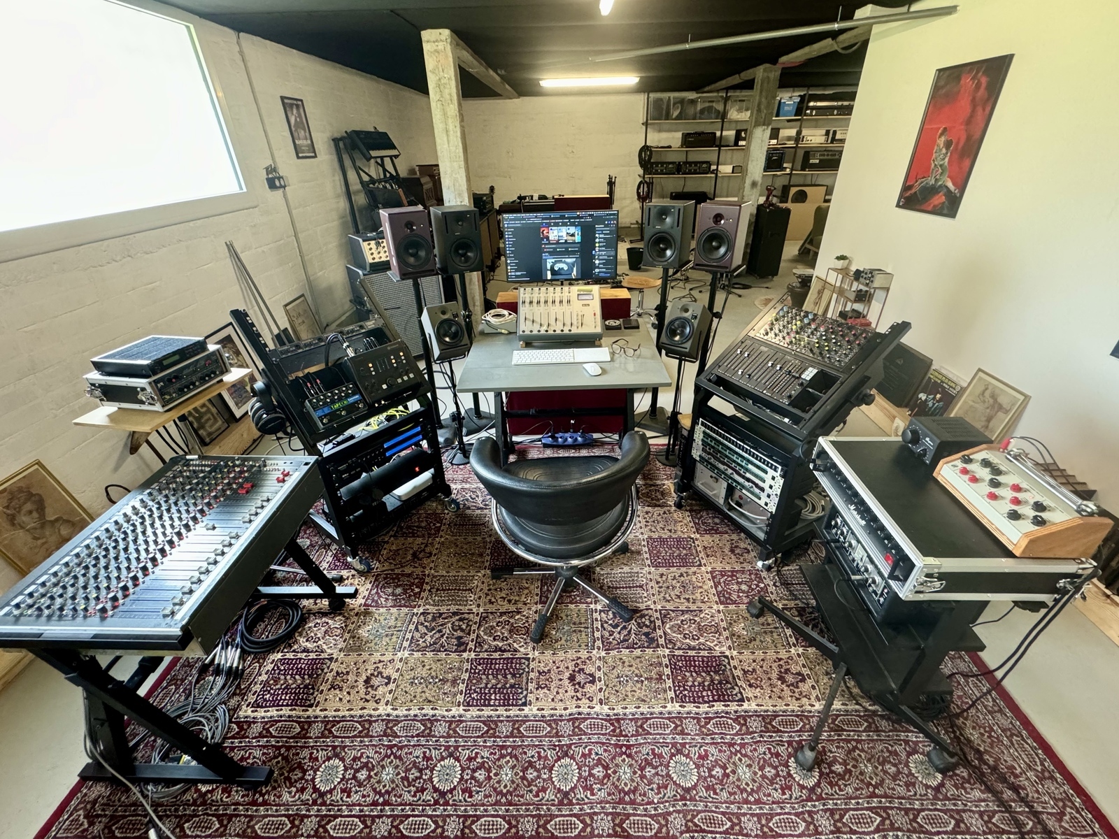 Electronic Studio Setup by kolkoz featuring Studer 962, PSI Audio A17-M, and Genelec 1030A and 4 more pieces of gear