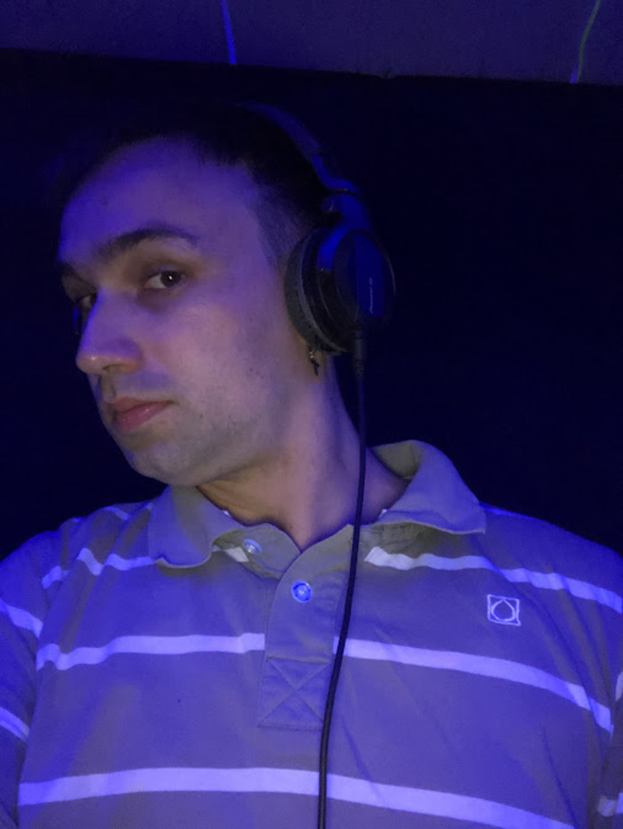 DJ Setup by dj_villadelaguas featuring Pioneer Dj Hdj-Cue1 Dj Headphones Black