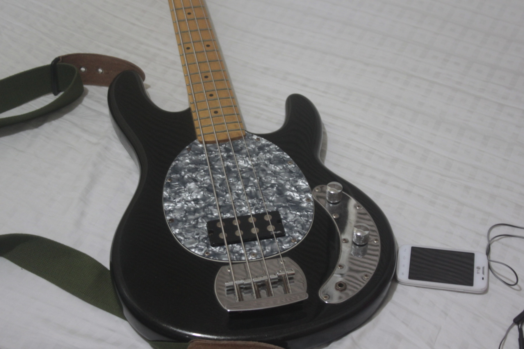 cyrusco's music gear photo