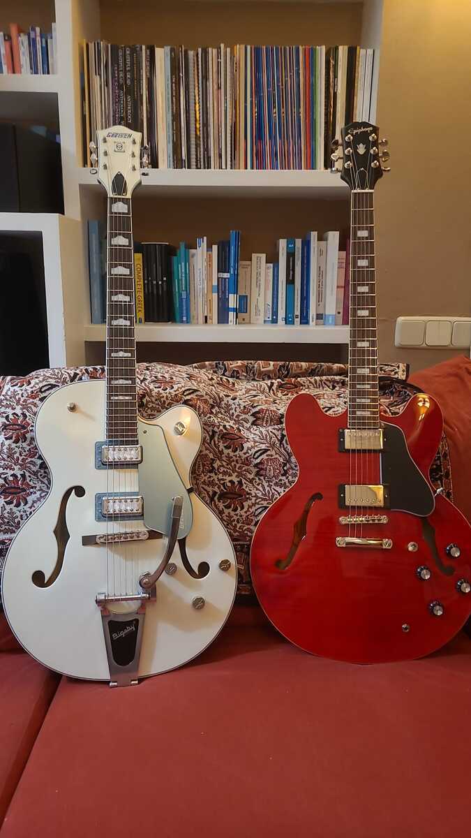 Epiphone Music Gear Setup by aravin_dhillon featuring Epiphone Marty Schwartz ES-335 and Gretsch G5420T-140 140th Anniversary Electromatic Double Platinum