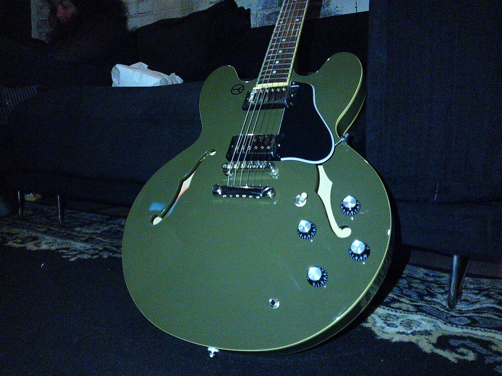 Studio Setup by naive_nature featuring Epiphone Inspired by Gibson Dot ES-335