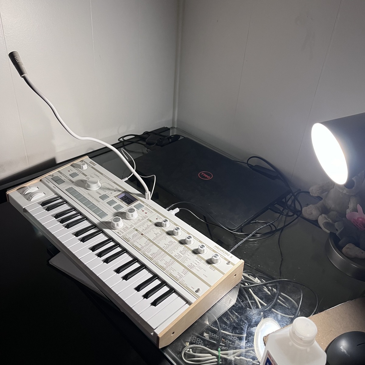 Electronic Synth Setup by budso featuring Korg microKORG S