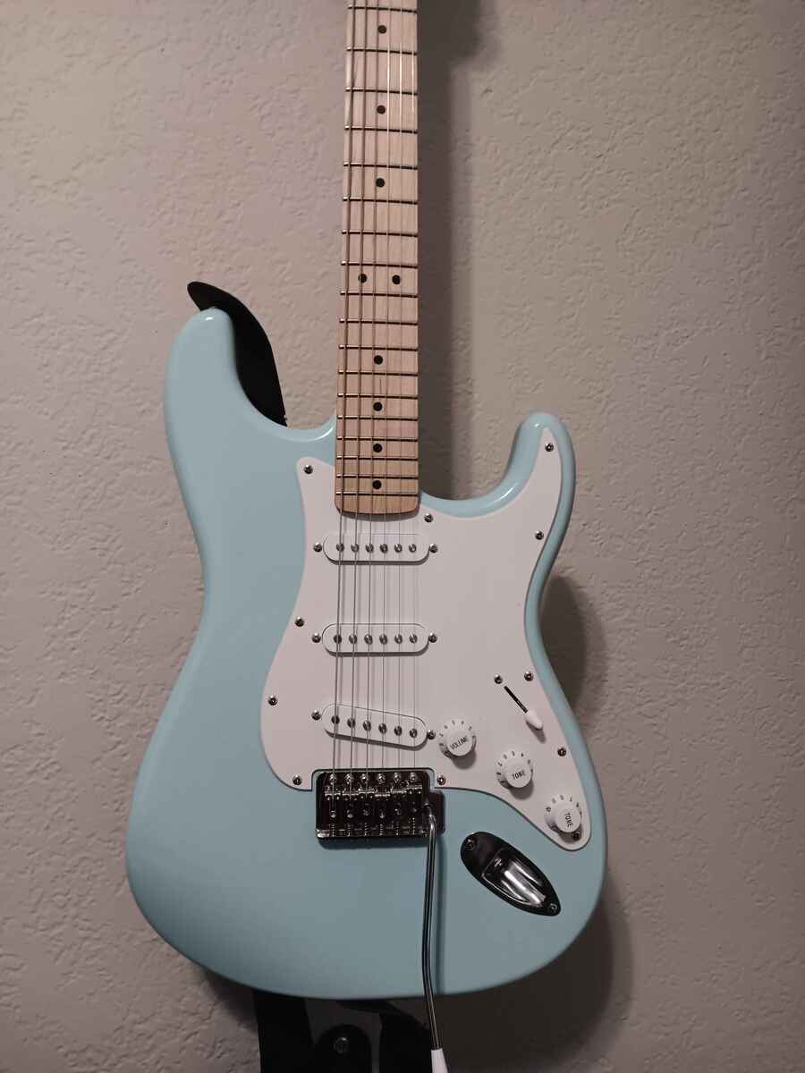 Music Gear Setup by themetalcellist featuring Squier Affinity Series Stratocaster