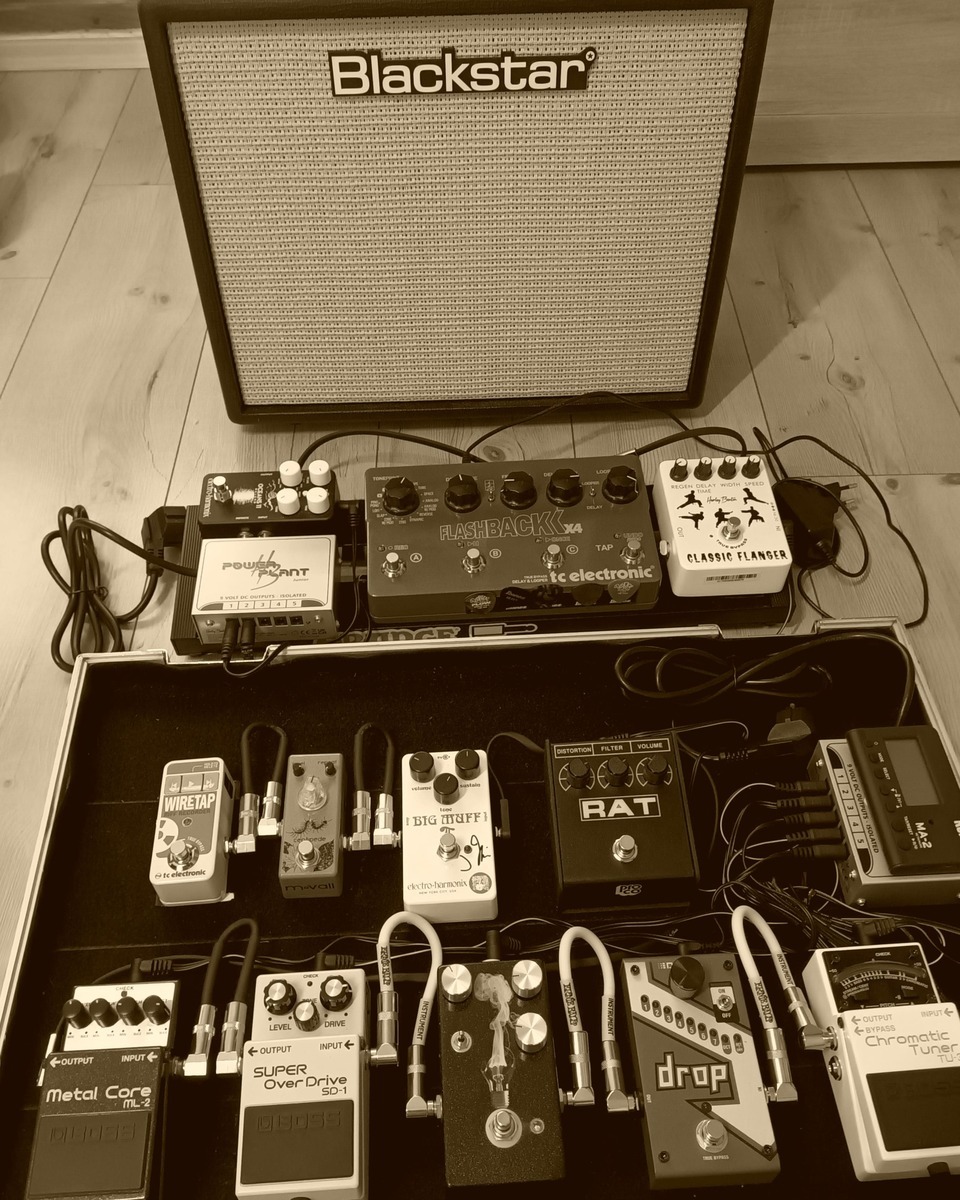 dontstartaband's music gear photo